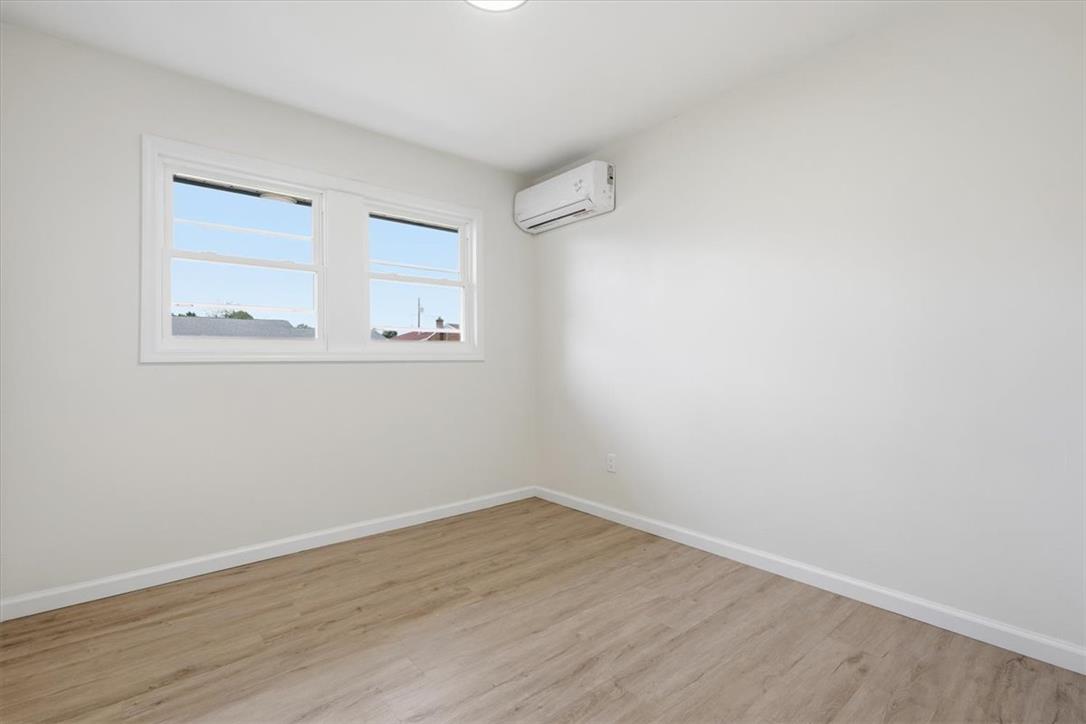 1117 Center Street Property Photo 7