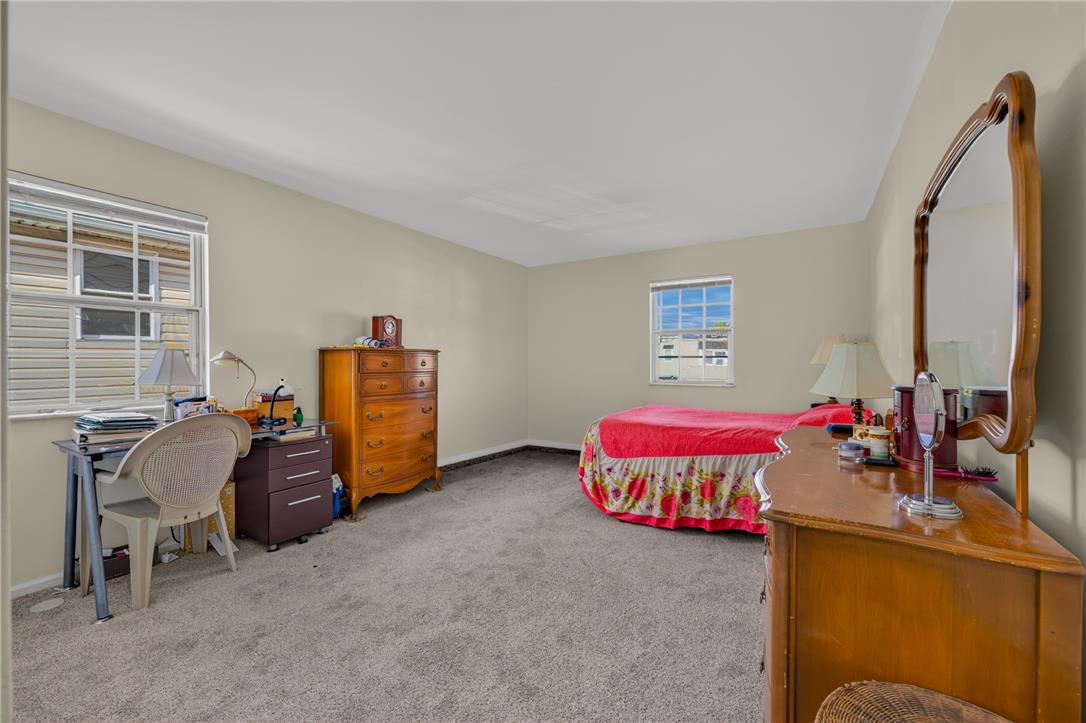 884 North Jasper Street Property Photo 23