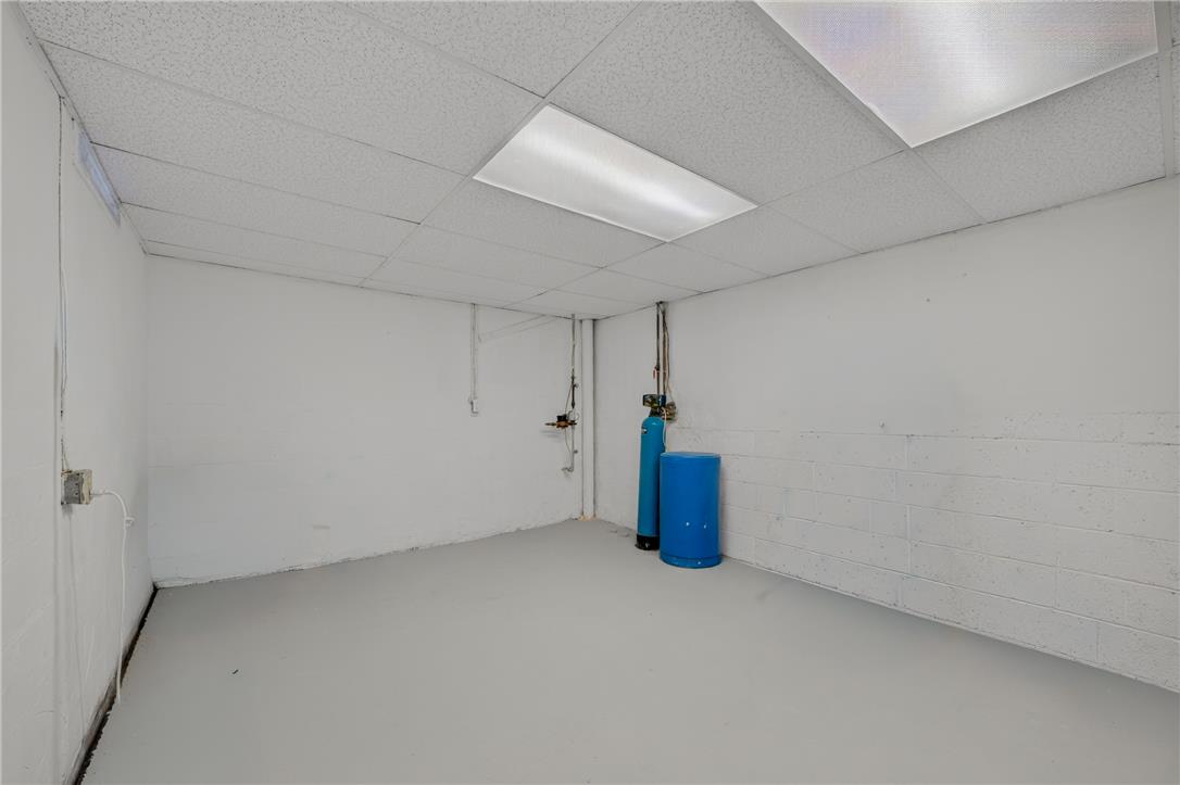 884 North Jasper Street Property Photo 34