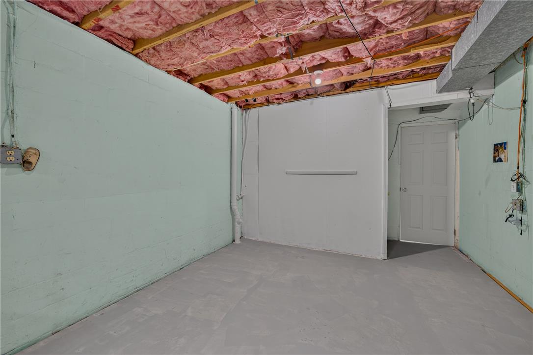 884 North Jasper Street Property Photo 37
