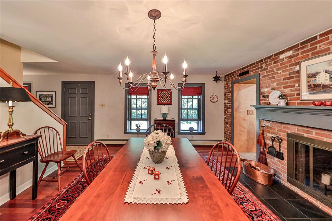 3141 Douglas Road Property Photo 11
