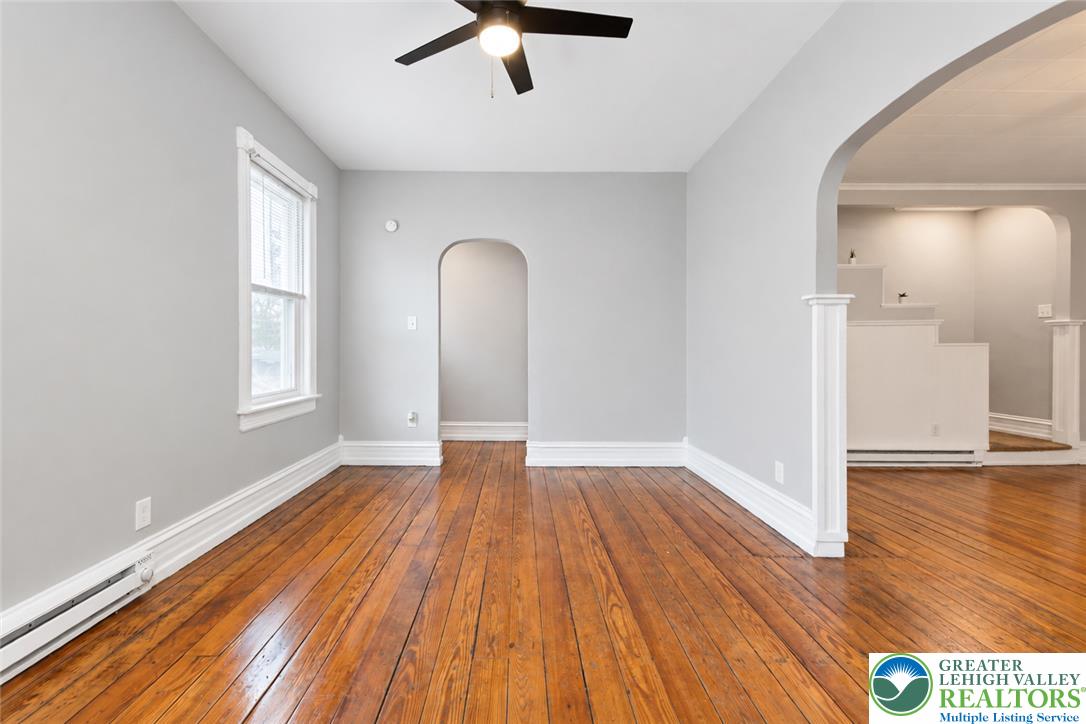 228 West Brush Street Property Photo 6