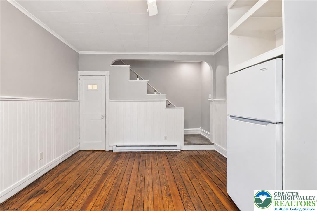 228 West Brush Street Property Photo 7