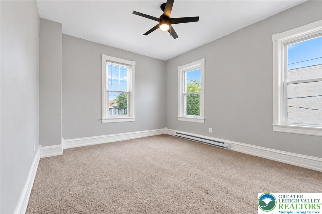 228 West Brush Street Property Photo 16