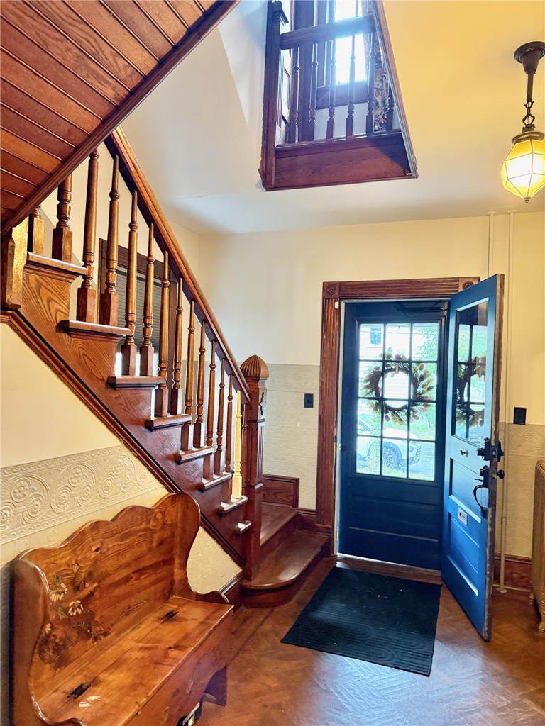 526 Scott Street Property Photo 2