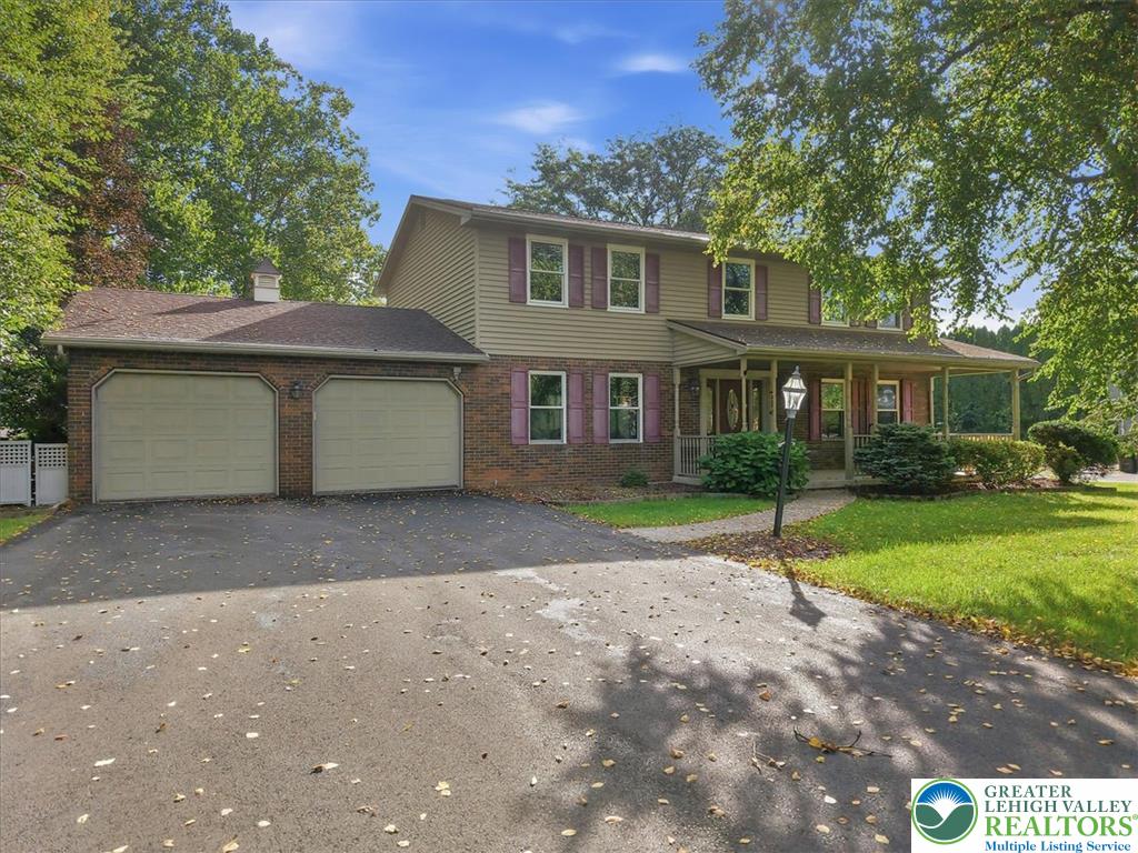 714 Lexington Road Property Photo 1