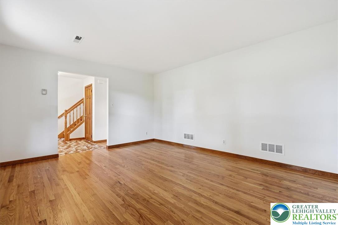 714 Lexington Road Property Photo 12