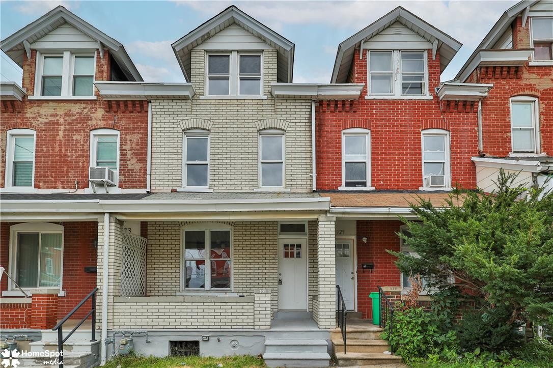 931 N Penn Street Property Photo 1