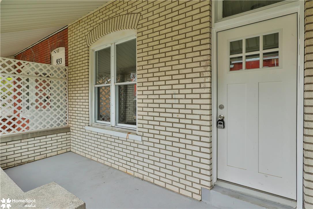 931 N Penn Street Property Photo 10