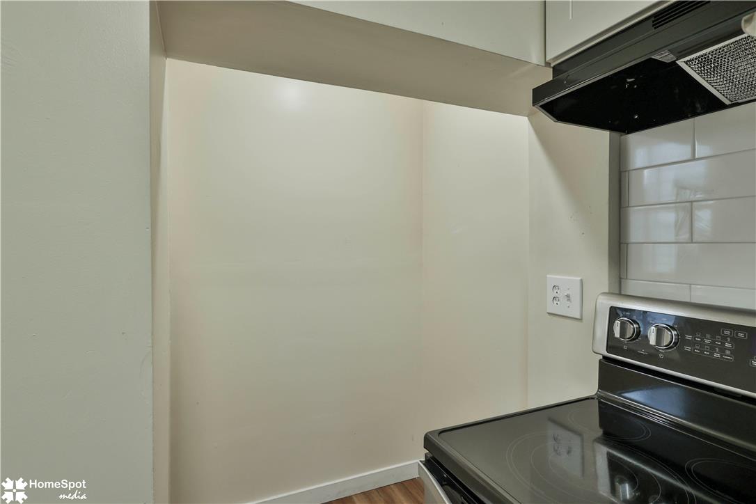 931 N Penn Street Property Photo 24