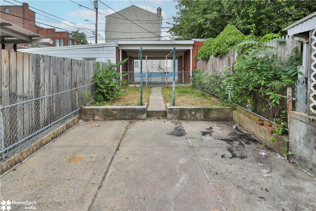 931 N Penn Street Property Photo 47