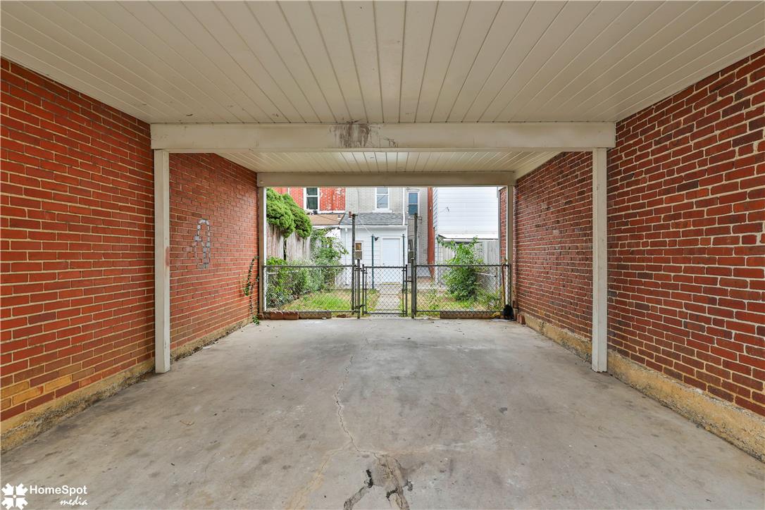 931 N Penn Street Property Photo 54