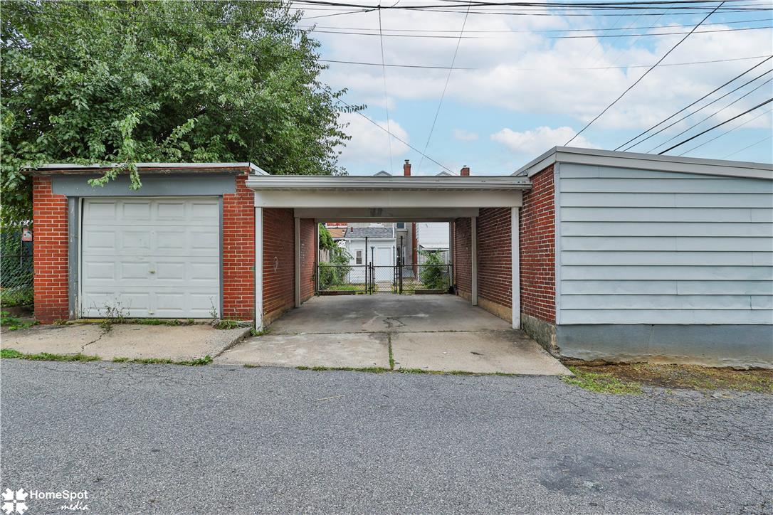 931 N Penn Street Property Photo 55