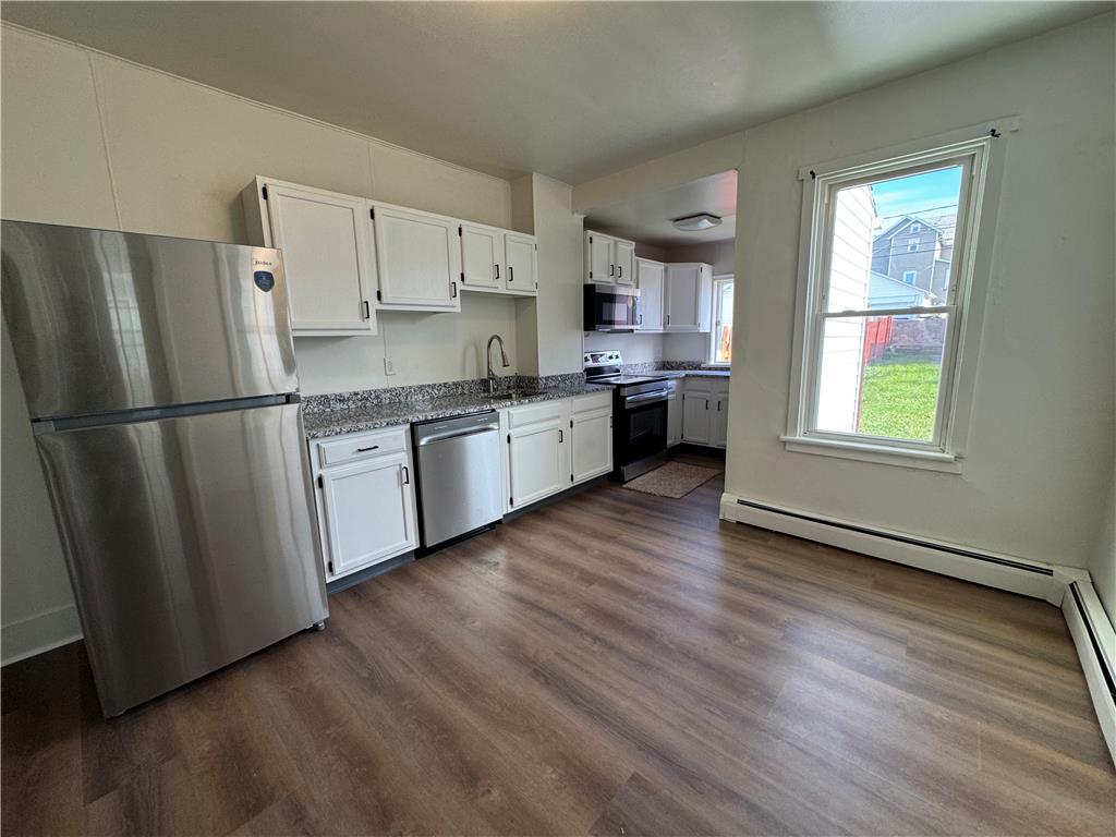 1619 Main Street Property Photo 6
