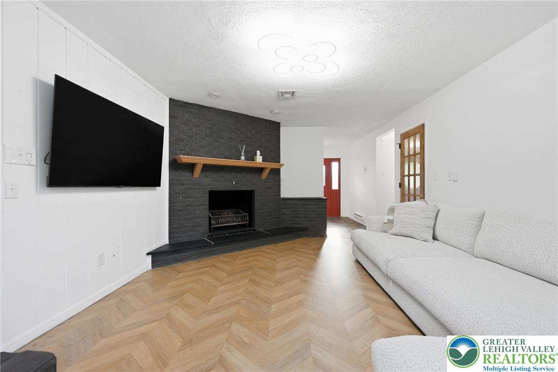4673 Steven Lane Property Photo 16