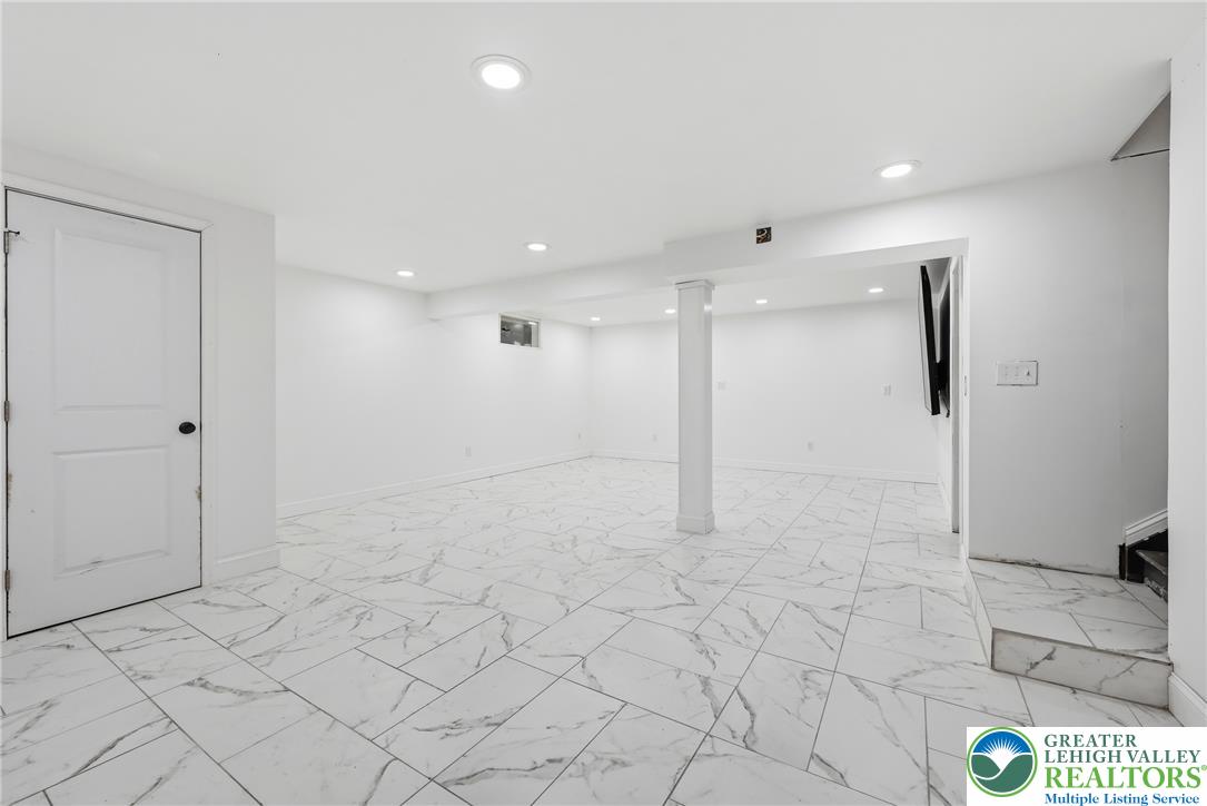 4673 Steven Lane Property Photo 32
