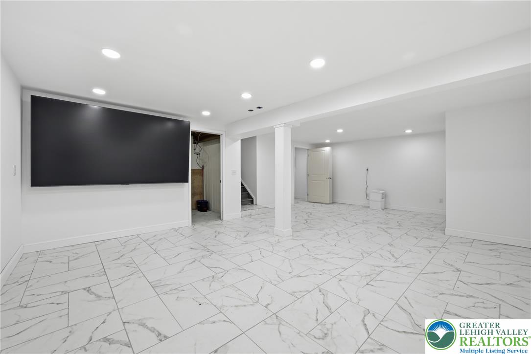4673 Steven Lane Property Photo 33