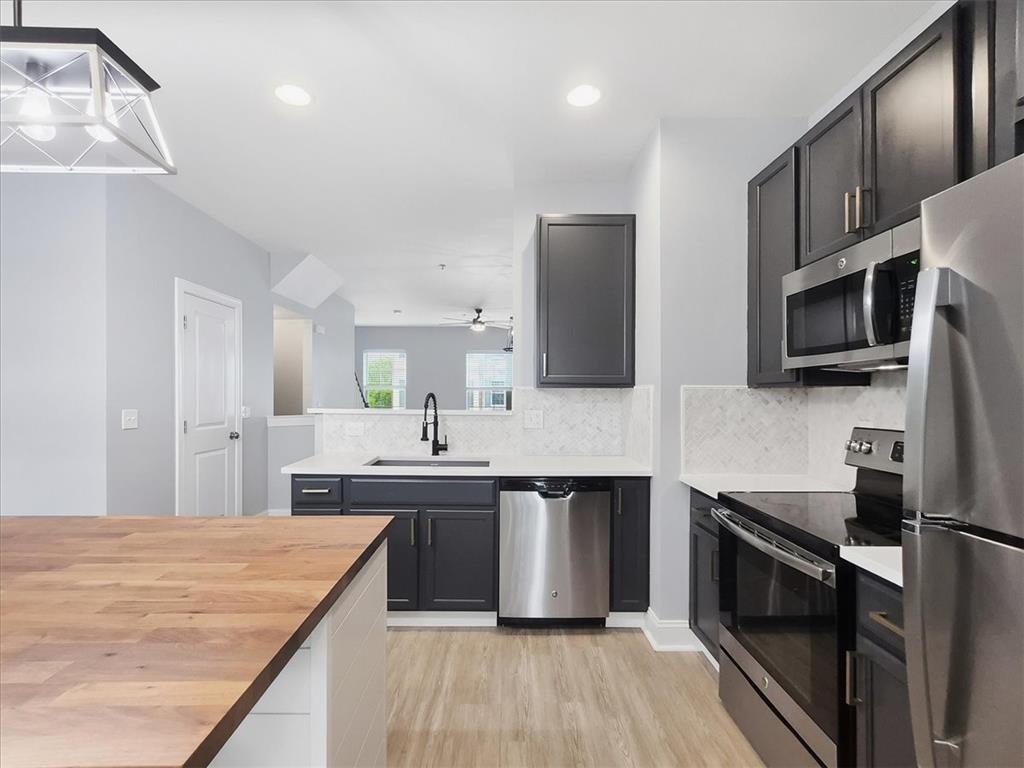 1526 Brookstone Place Property Photo 10