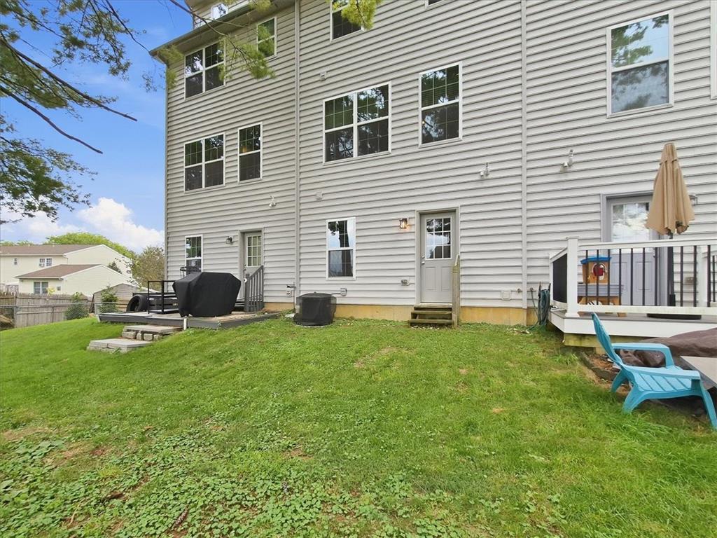 1526 Brookstone Place Property Photo 18