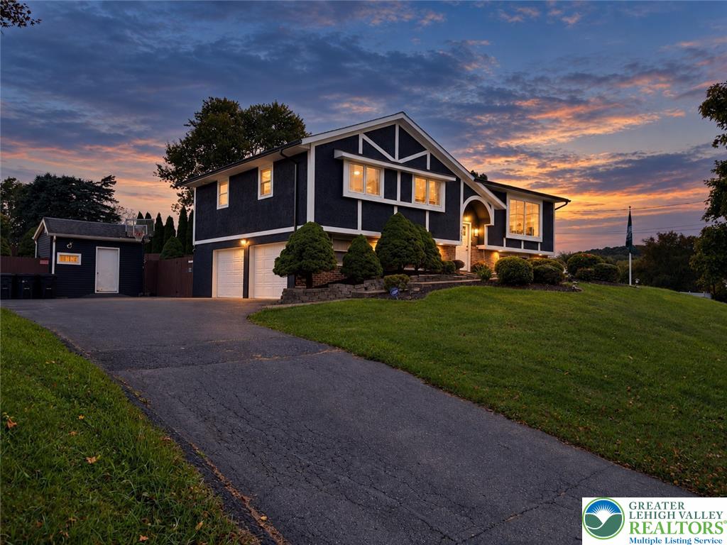 2930 Oakland Road Property Photo 1