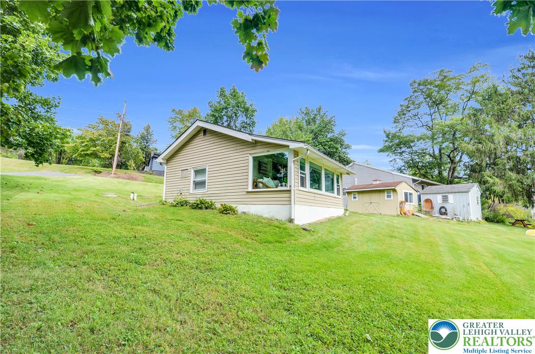 473 North Shore Drive Property Photo 1
