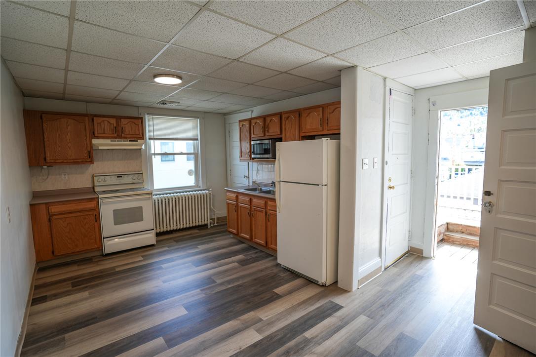 362 Delaware Avenue 2nd Floor Property Photo 3