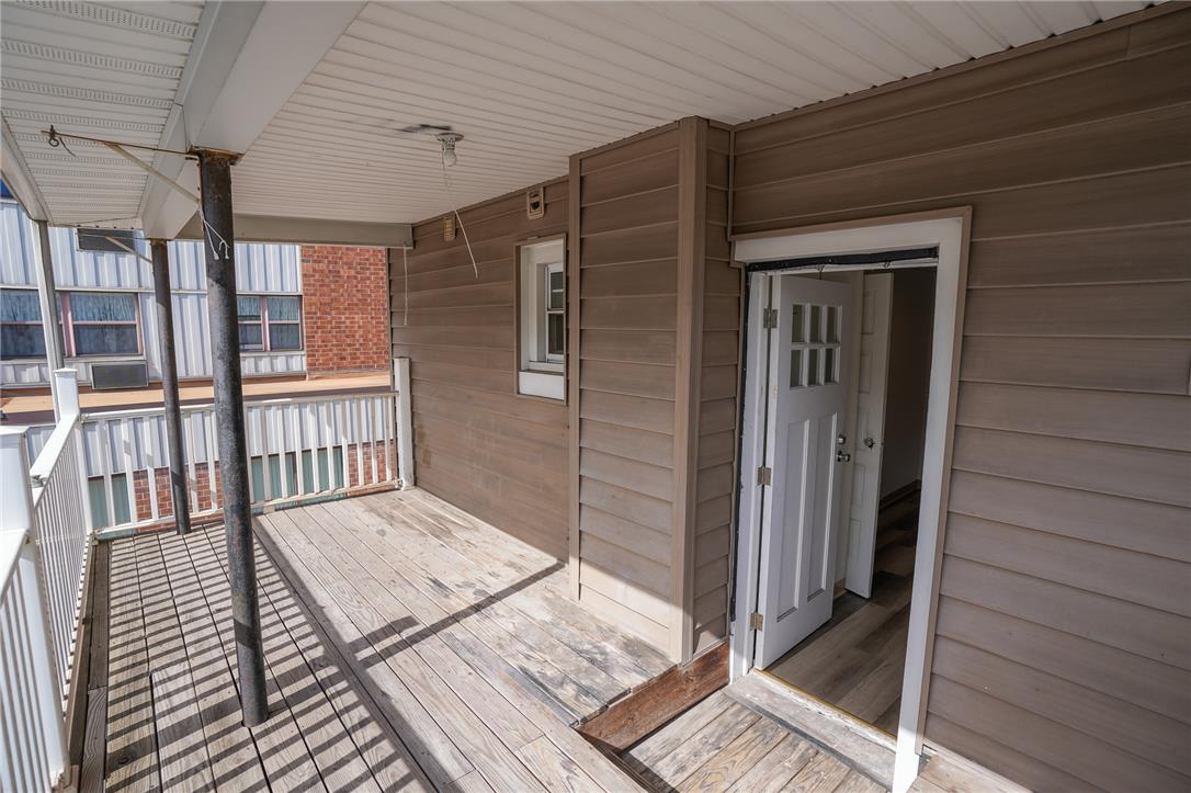 362 Delaware Avenue 2nd Floor Property Photo 10
