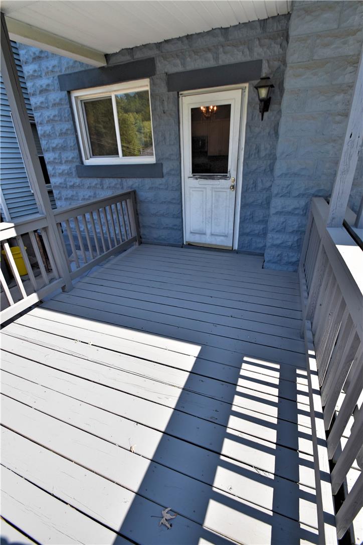 696 Main Street Property Photo 16