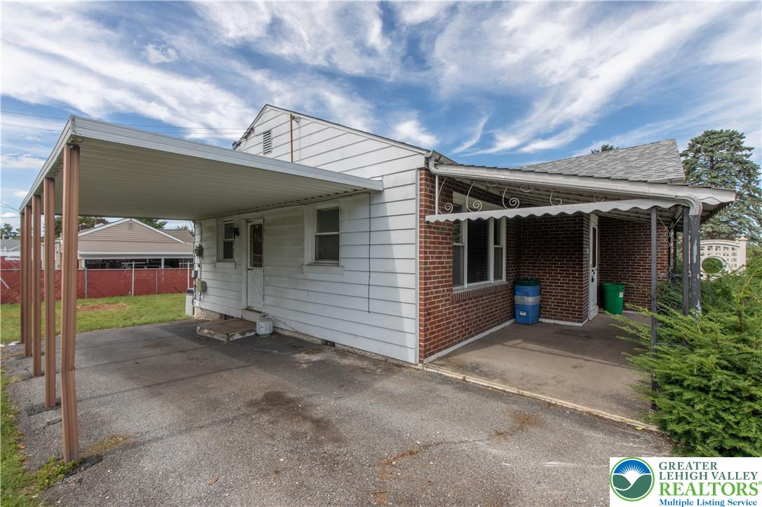 1232 Rye Street Property Photo 33