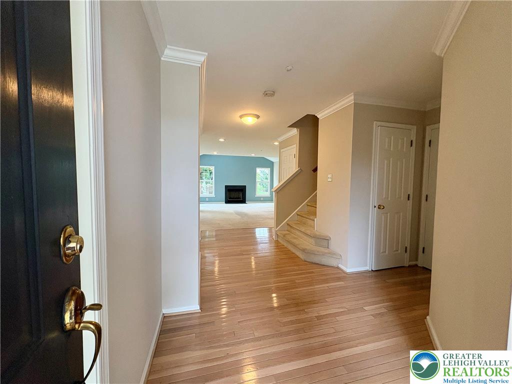 186 Stetson Drive Property Photo 3