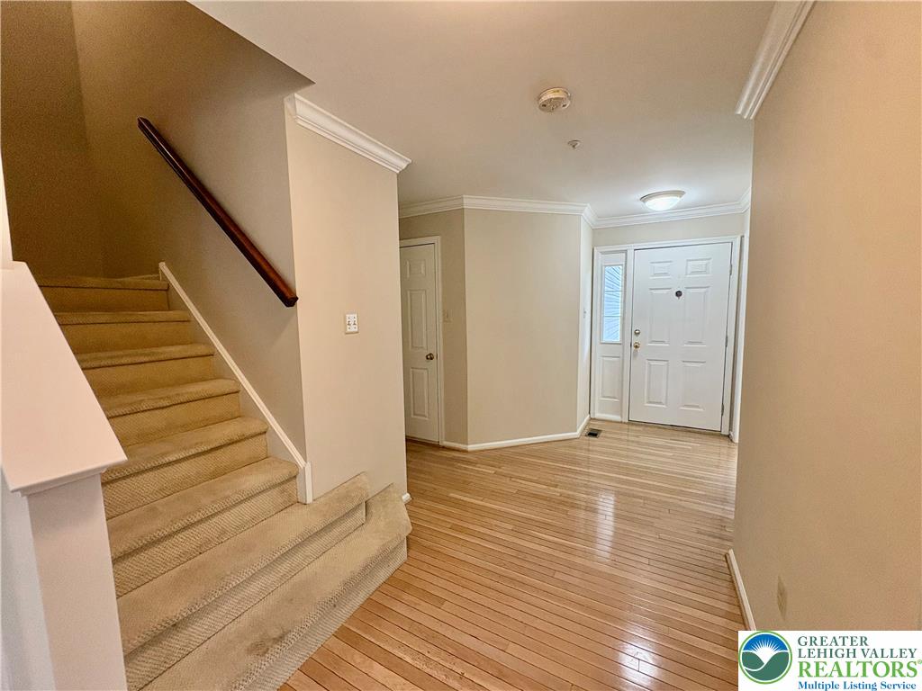186 Stetson Drive Property Photo 4