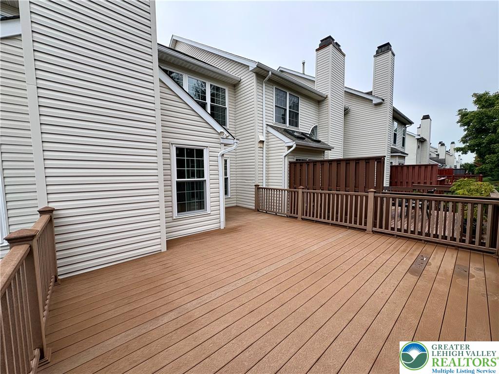 186 Stetson Drive Property Photo 31