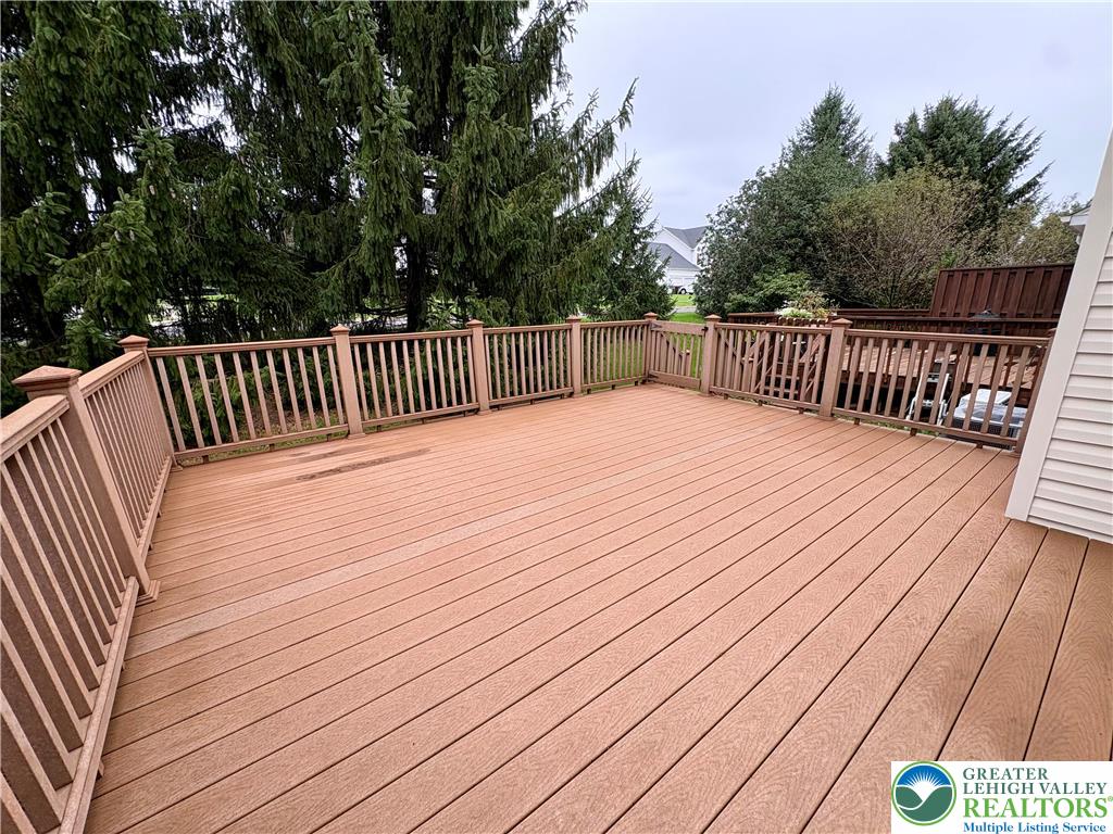 186 Stetson Drive Property Photo 32