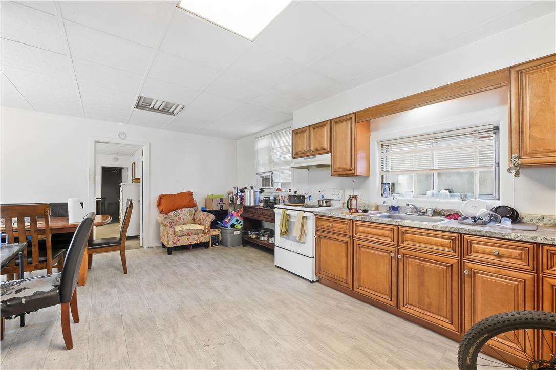 315 2nd Street Property Photo 5