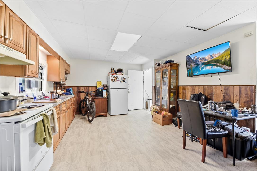 315 2nd Street Property Photo 6