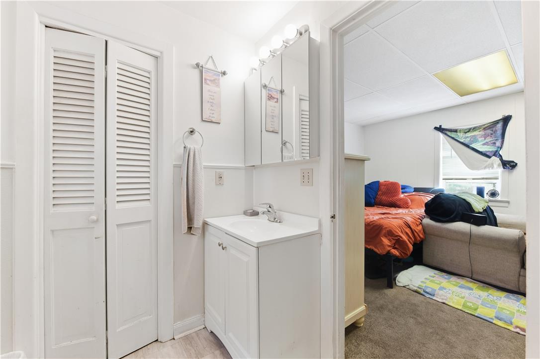 315 2nd Street Property Photo 10