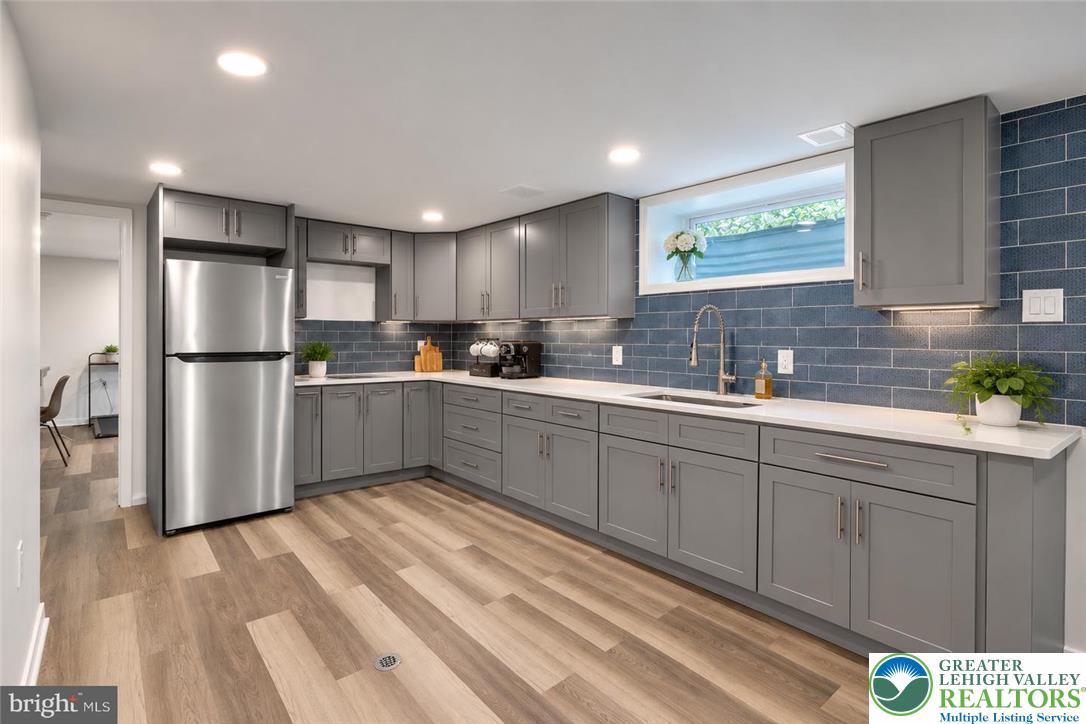 2415 Stagecoach Road West Property Photo 20