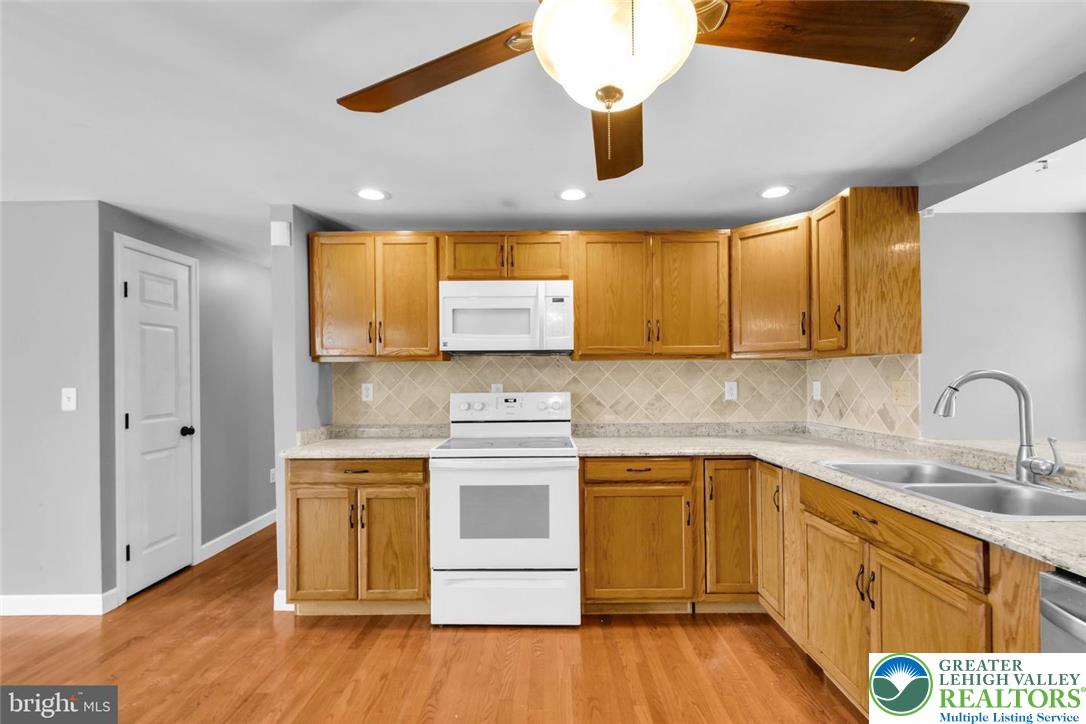2415 Stagecoach Road West Property Photo 26