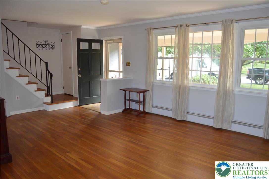 2705 Van Buren Road Property Photo 6