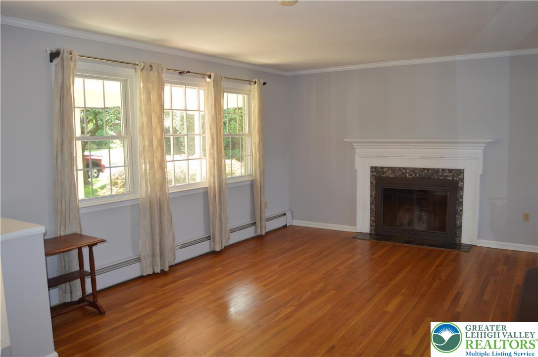 2705 Van Buren Road Property Photo 8