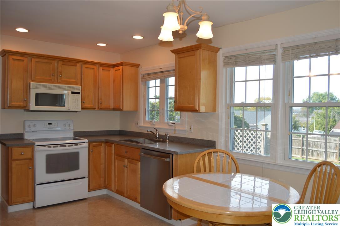 2705 Van Buren Road Property Photo 12