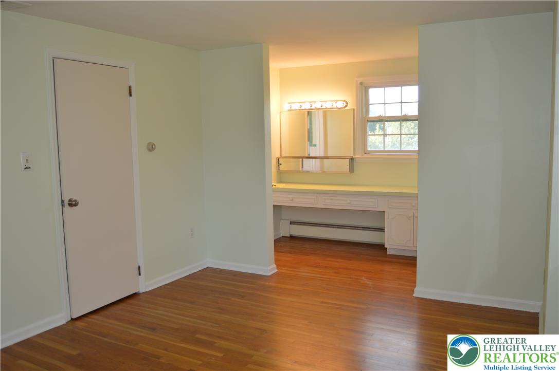 2705 Van Buren Road Property Photo 18