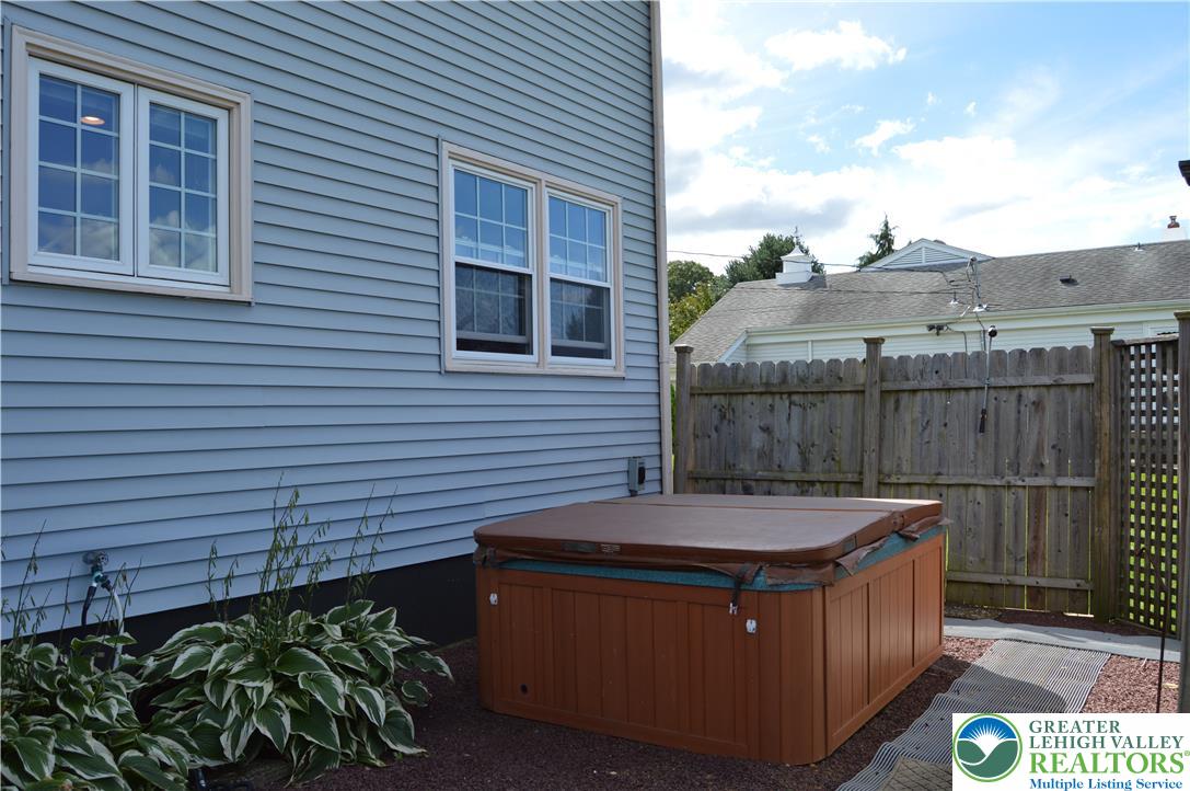 2705 Van Buren Road Property Photo 33