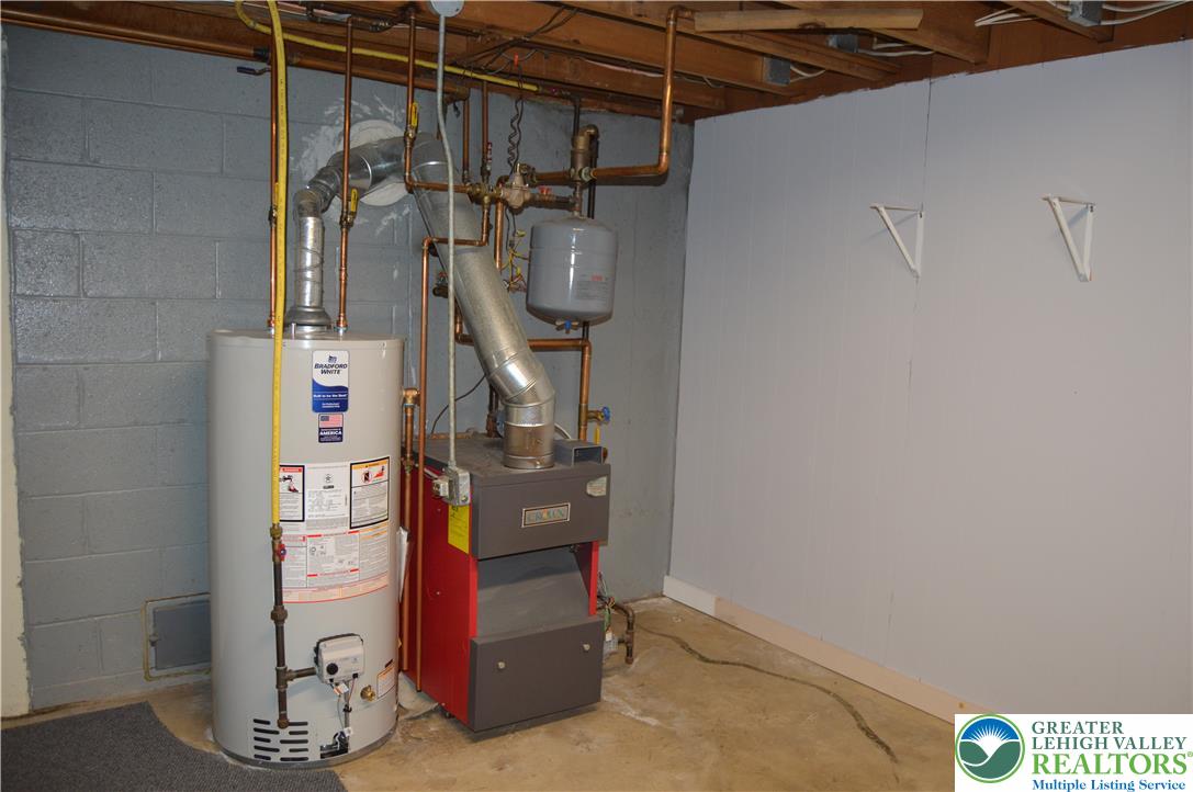 2705 Van Buren Road Property Photo 43