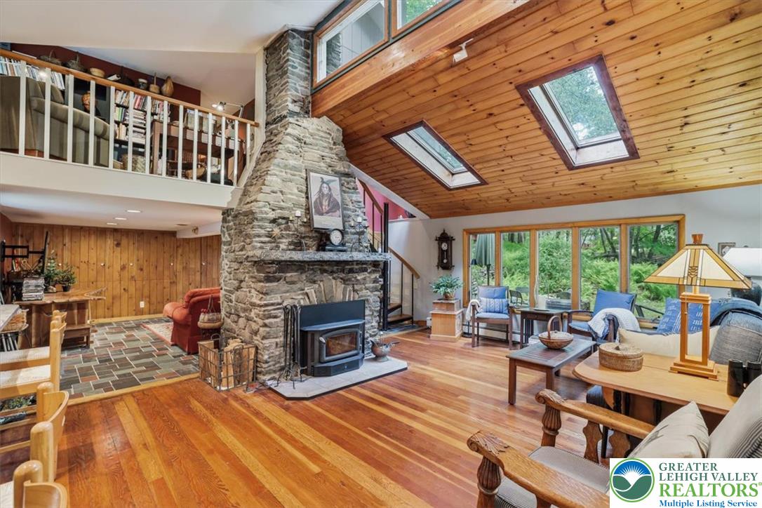 178 Westcolang Road Property Photo 3