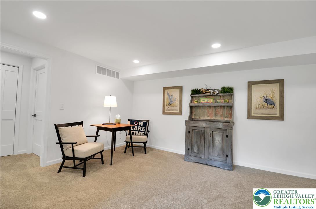 470 North Shore Drive Property Photo 19