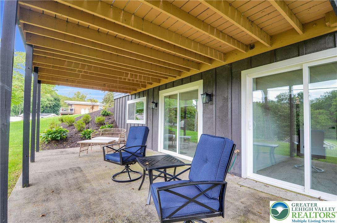 470 North Shore Drive Property Photo 25
