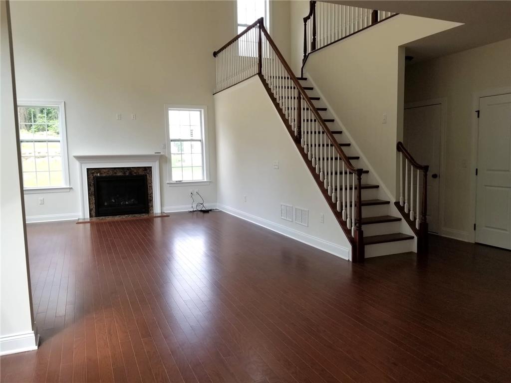 6493 Fox Glove Lane Property Photo 9