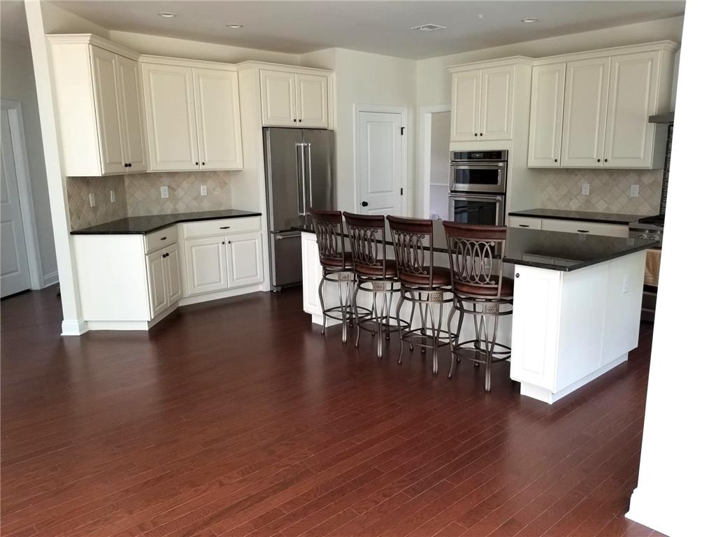 6493 Fox Glove Lane Property Photo 11