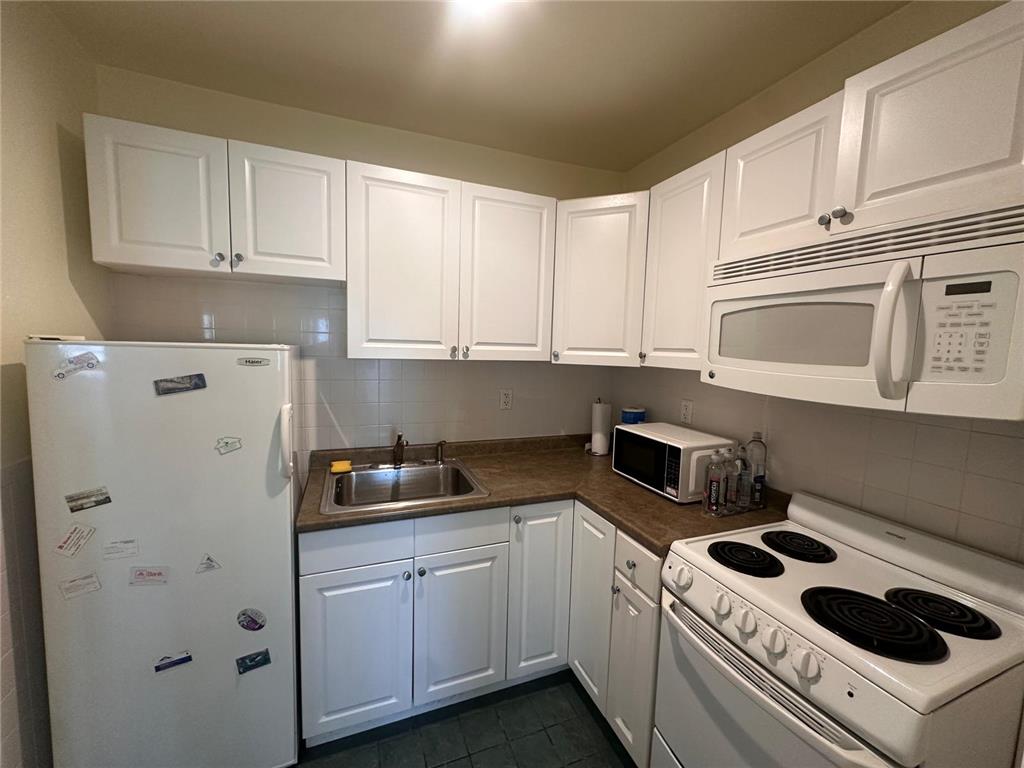 1133 Fern Street Property Photo 10